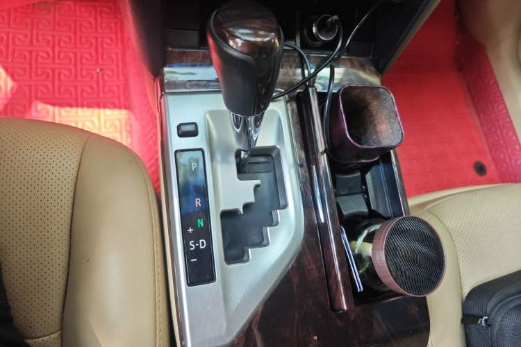 Used Toyota Camry 2015 2.0G Premier Edition Gear Lever