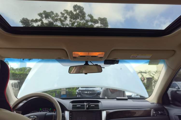 Used Toyota Camry 2015 2.0G Premier Edition Headliner