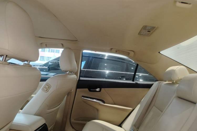 Used Toyota Camry 2015 2.0G Luxury Edition Headliner