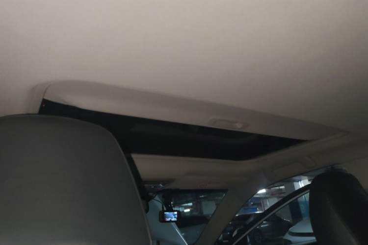 Used Toyota Camry 2015 2.0G Premier Edition Headliner