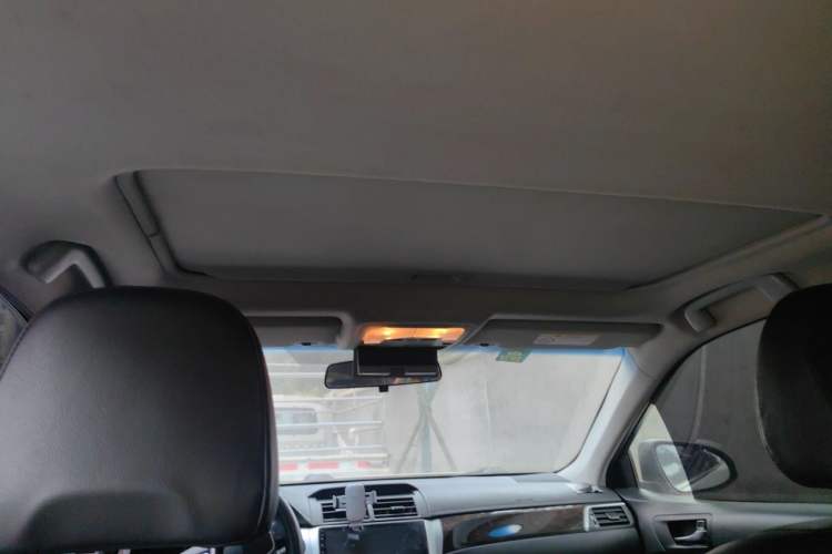 Used Toyota Camry 2015 2.0G Premier Edition Headliner