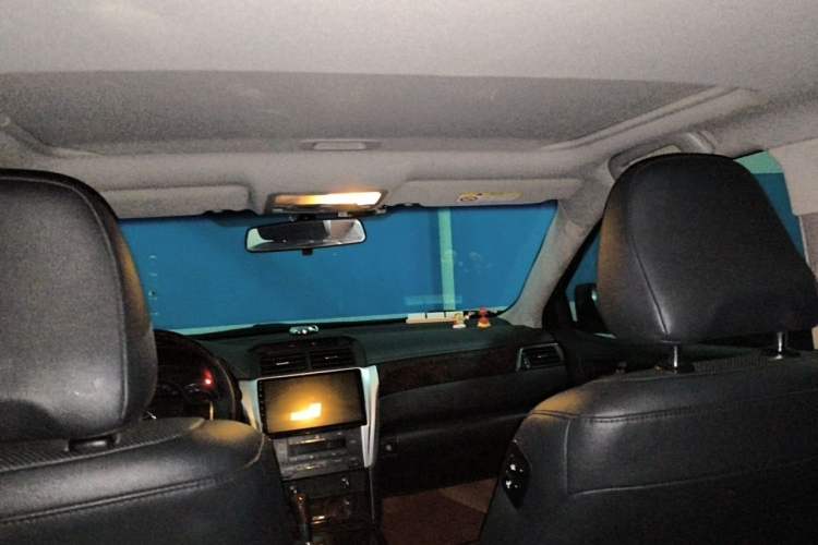 Used Toyota Camry 2015 2.0G Premier Edition Headliner