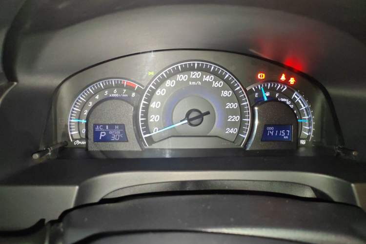 Used Toyota Camry 2015 2.0G Premier Edition Instrument Cluster