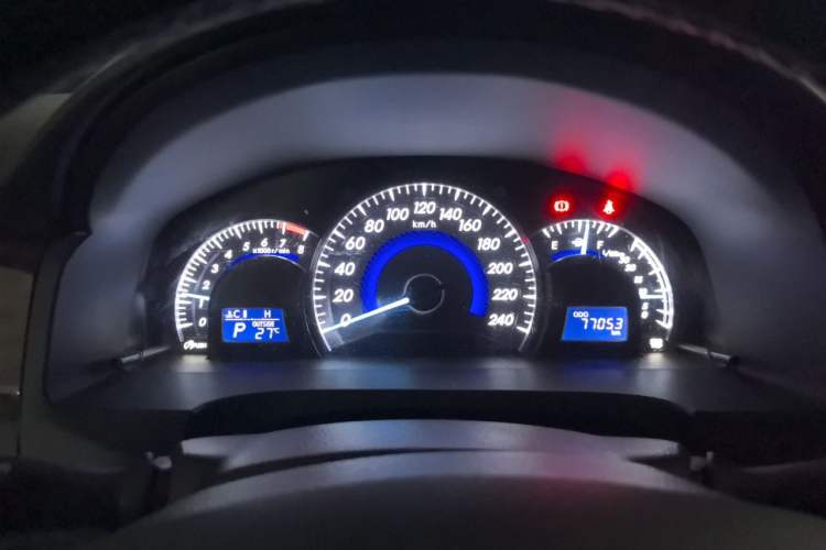 Used Toyota Camry 2015 2.0G Premier Edition Instrument Cluster