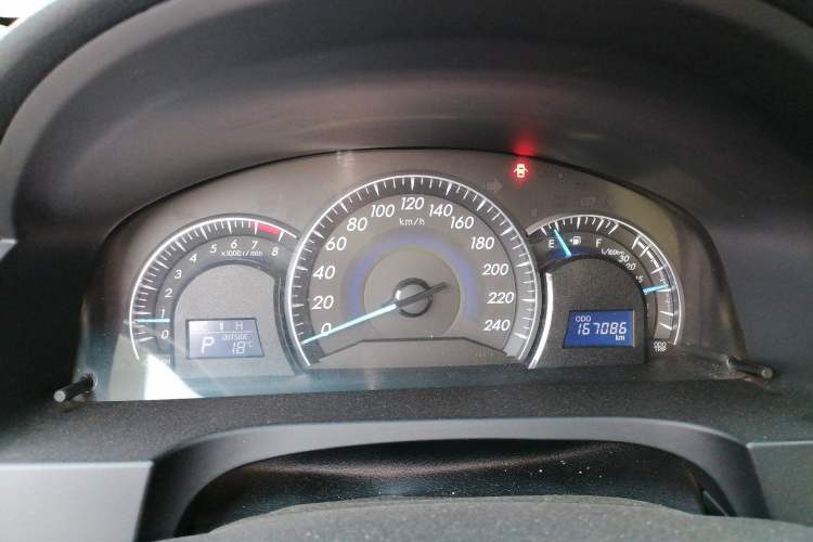 Used Toyota Camry 2015 2.0E Elite Edition Instrument Cluster