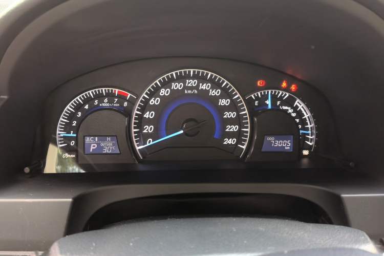 Used Toyota Camry 2015 2.0G Premier Edition Instrument Cluster