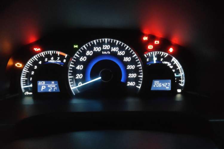 Used Toyota Camry 2015 2.0G Premier Edition Instrument Cluster