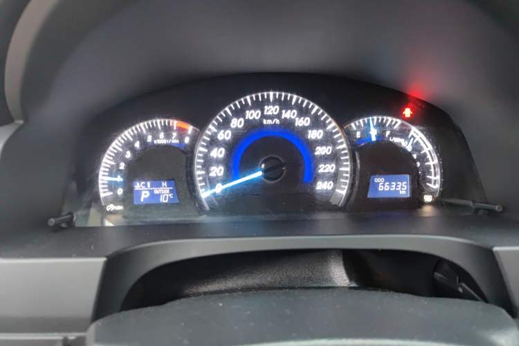 Used Toyota Camry 2015 2.0G Premier Edition Instrument Cluster
