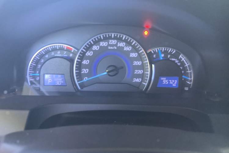 Used Toyota Camry 2015 2.0E Elite Edition Instrument Cluster
