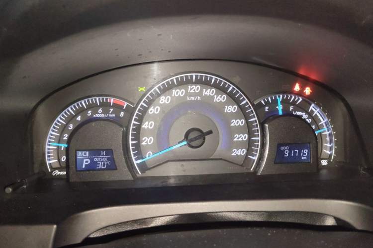 Used Toyota Camry 2015 2.0G Premier Edition Instrument Cluster