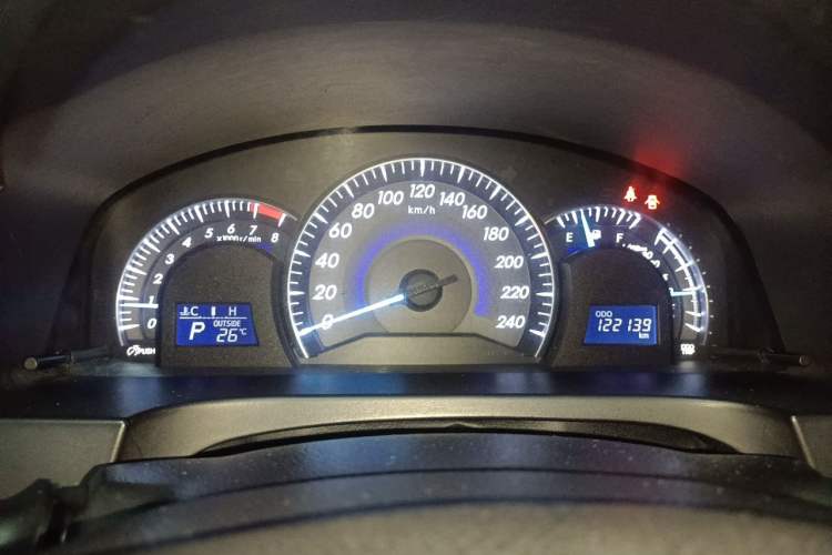 Used Toyota Camry 2015 2.0G Premier Edition Instrument Cluster