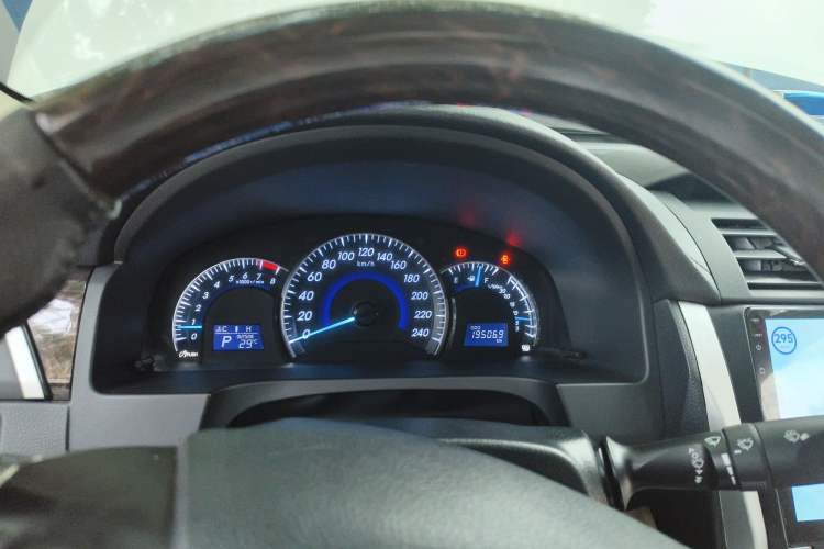 Used Toyota Camry 2015 2.0G Premier Edition Instrument Cluster