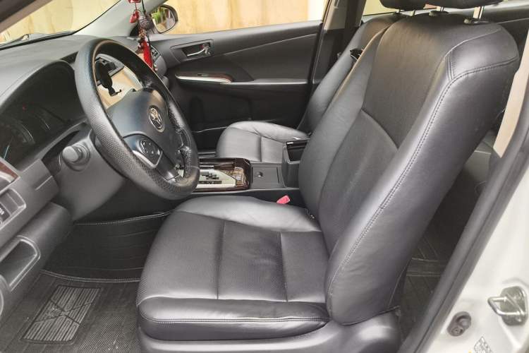 Used Toyota Camry 2015 2.0G Premier Edition Left Front Seat