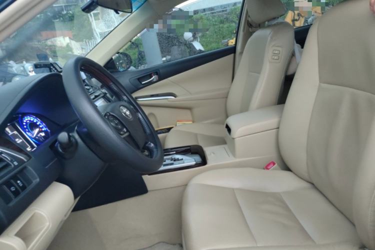 Used Toyota Camry 2015 Dual-Engine 2.5 HG Luxury Navigation Edition Left Front Seat