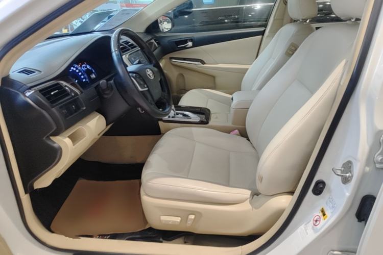 Used Toyota Camry 2015 2.0G Luxury Edition Left Front Seat