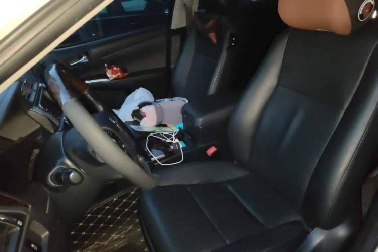 Used Toyota Camry 2015 2.0G Premier Edition Left Front Seat