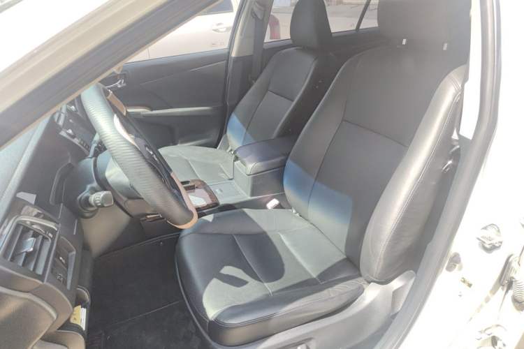 Used Toyota Camry 2015 2.0G Premier Edition Left Front Seat