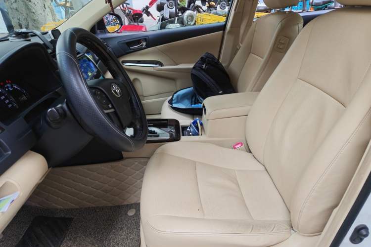 Used Toyota Camry 2015 2.0G Premier Edition Left Front Seat