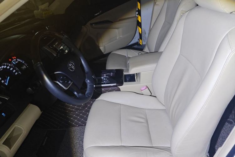 Used Toyota Camry 2015 2.0G Premier Edition Left Front Seat