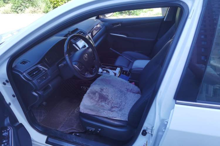 Used Toyota Camry 2015 2.0G Premier Edition Left Front Seat