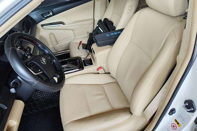 Used Toyota Camry 2015 Dual-Engine 2.5 HG Luxury Navigation Edition Left Front Seat