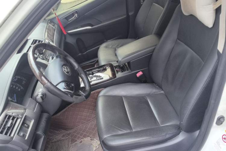 Used Toyota Camry 2015 2.0G Premier Edition Left Front Seat