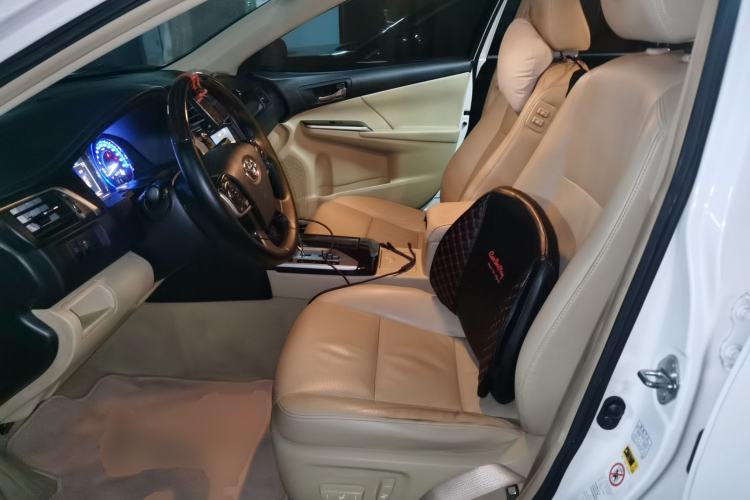 Used Toyota Camry 2015 Dual-Engine 2.5 HG Luxury Navigation Edition Left Front Seat