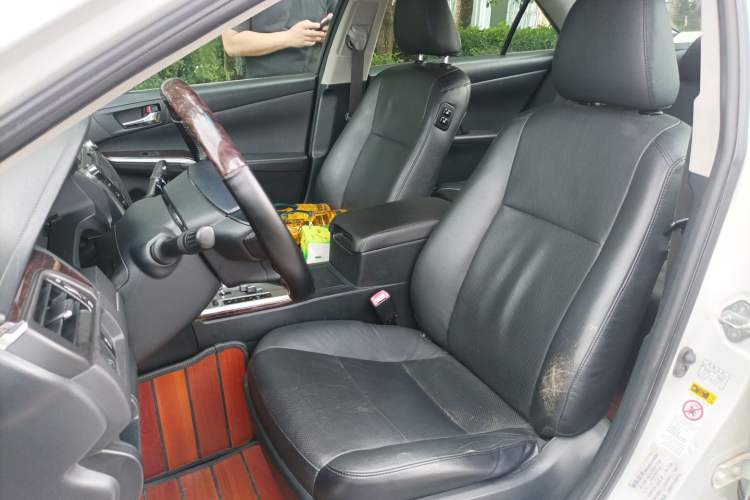 Used Toyota Camry 2015 2.0G Premier Edition Left Front Seat