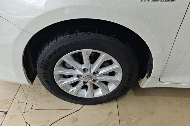 Used Toyota Camry 2015 Dual-Engine 2.5 HG Luxury Navigation Edition Left Front Wheel Hub