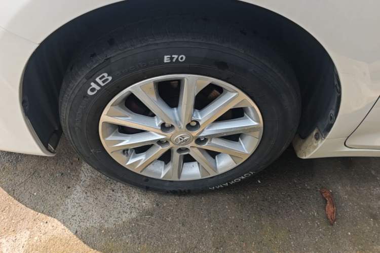 Used Toyota Camry 2015 2.0G Premier Edition Left Front Wheel Hub