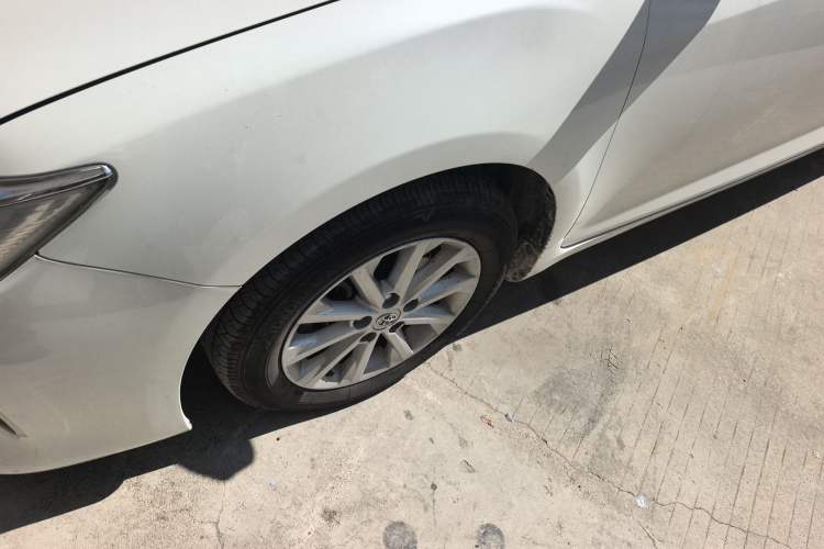 Used Toyota Camry 2015 2.0E Elite Edition Left Front Wheel Hub