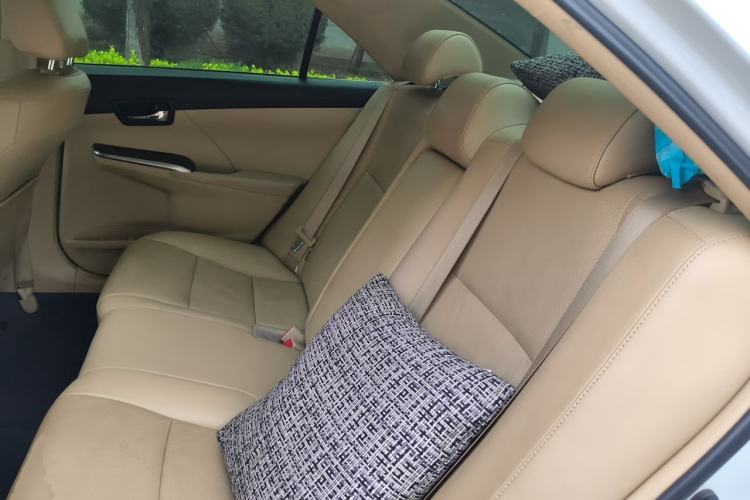 Used Toyota Camry 2015 2.5G Luxury Navigation Edition Left Rear Seat