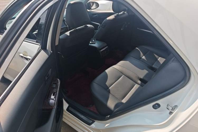 Used Toyota Camry 2015 2.0G Premier Edition Left Rear Seat