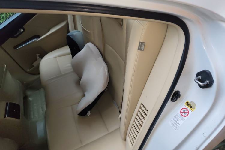 Used Toyota Camry 2015 Dual-Engine 2.5 HG Luxury Navigation Edition Left Rear Seat