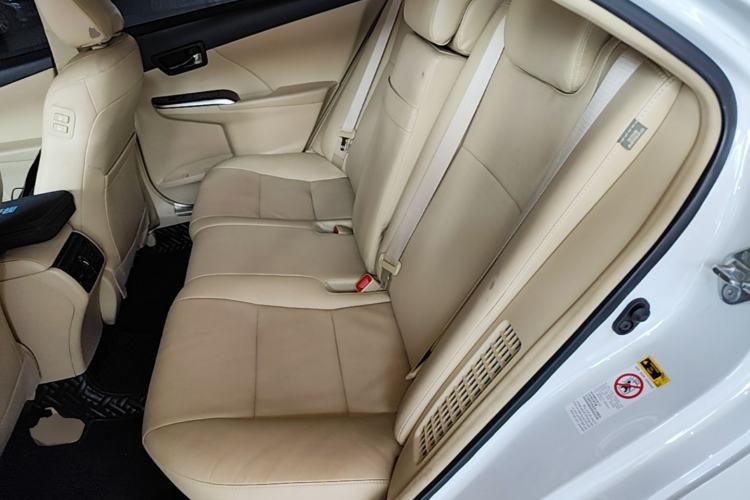 Used Toyota Camry 2015 Dual-Engine 2.5 HG Luxury Navigation Edition Left Rear Seat
