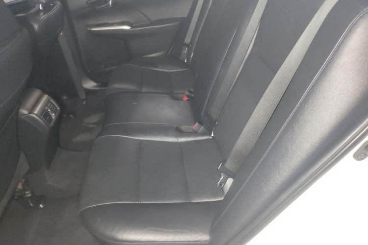 Used Toyota Camry 2015 Junrui 2.0S Activa Edition Left Rear Seat