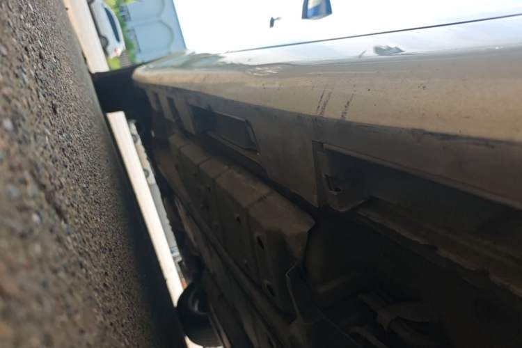 Used Toyota Camry 2015 2.0G Premier Edition Left Side Sill