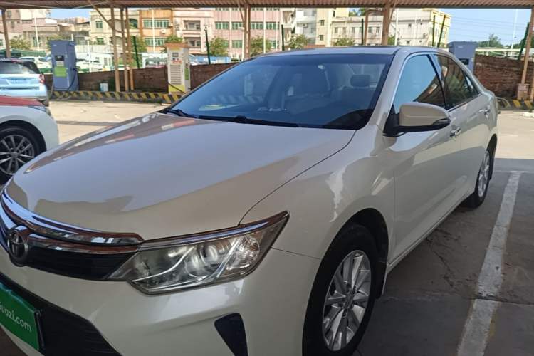 Used Toyota Camry 2015 2.0E Elite Edition Guazi used car, China used car export, Used car for sale, Used  cars, Cheapest cars for sale