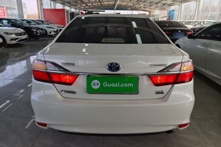 Used Toyota Camry 2015 Dual-Engine 2.5 HG Luxury Navigation Edition Rear