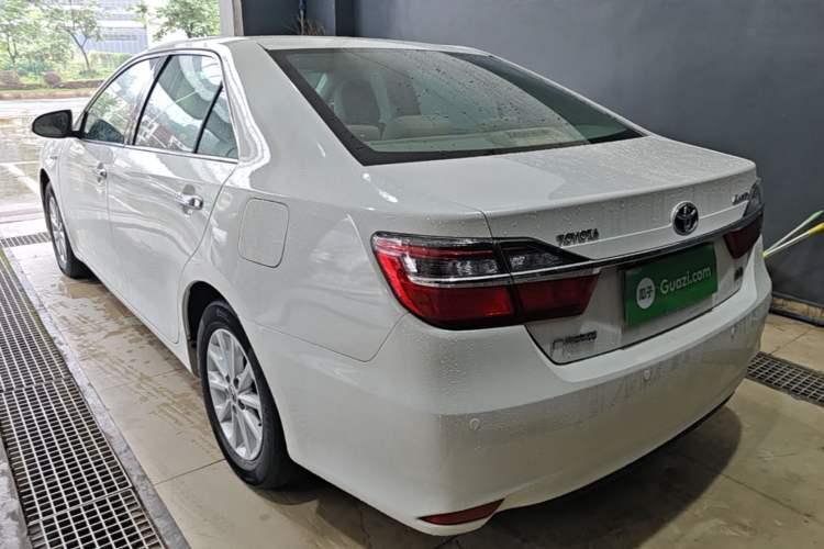 Used Toyota Camry 2015 Dual-Engine 2.5 HG Luxury Navigation Edition Rear Left 45 Deg
