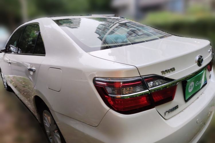 Used Toyota Camry 2015 Dual-Engine 2.5 HG Luxury Navigation Edition Rear Left 45 Deg