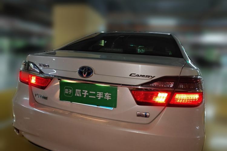 Used Toyota Camry 2015 Dual-Engine 2.5 HG Luxury Navigation Edition Rear