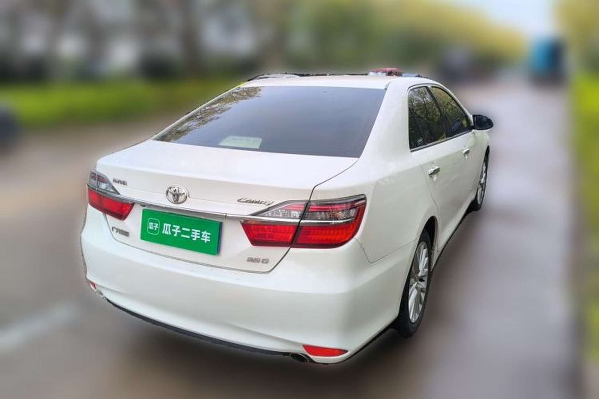 Used Toyota Camry 2015 2.5G Luxury Navigation Edition Rear Right 45 Deg