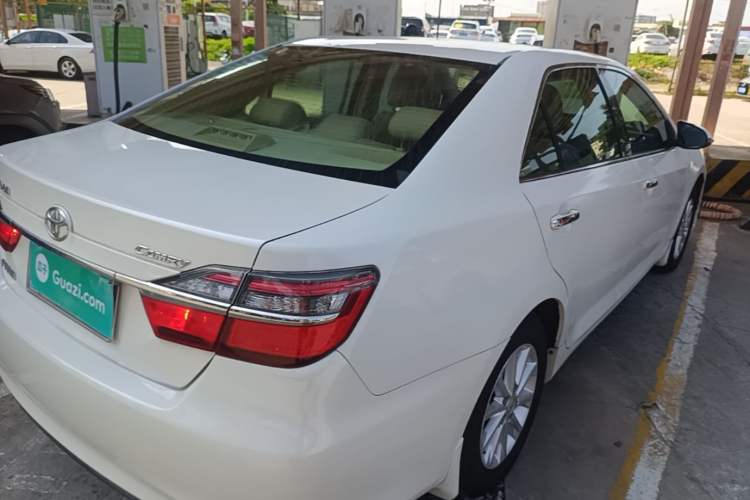 Used Toyota Camry 2015 2.0E Elite Edition Rear Right 45 Deg