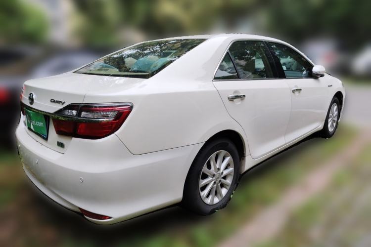 Used Toyota Camry 2015 Dual-Engine 2.5 HG Luxury Navigation Edition Rear Right 45 Deg