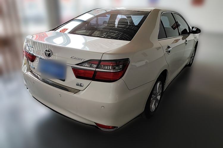 Used Toyota Camry 2015 Dual-Engine 2.5 HG Luxury Navigation Edition Rear Right 45 Deg