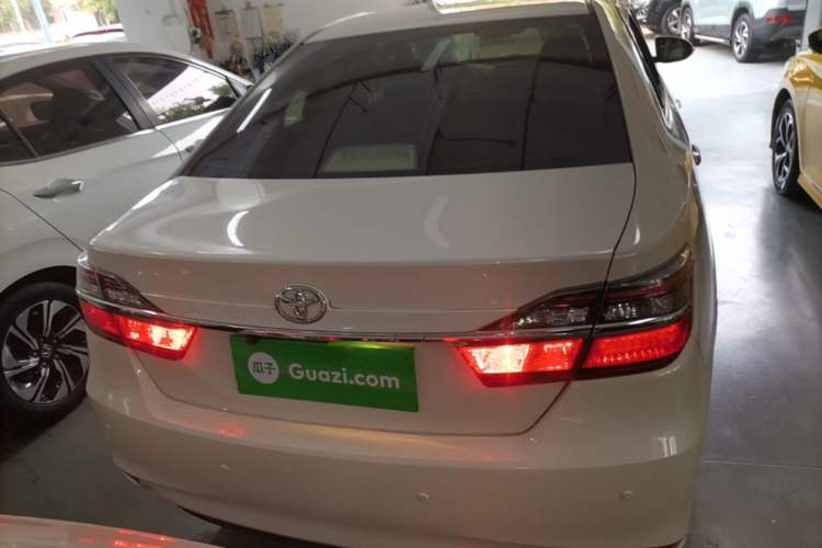 Used Toyota Camry 2015 2.0G Premier Edition Rear