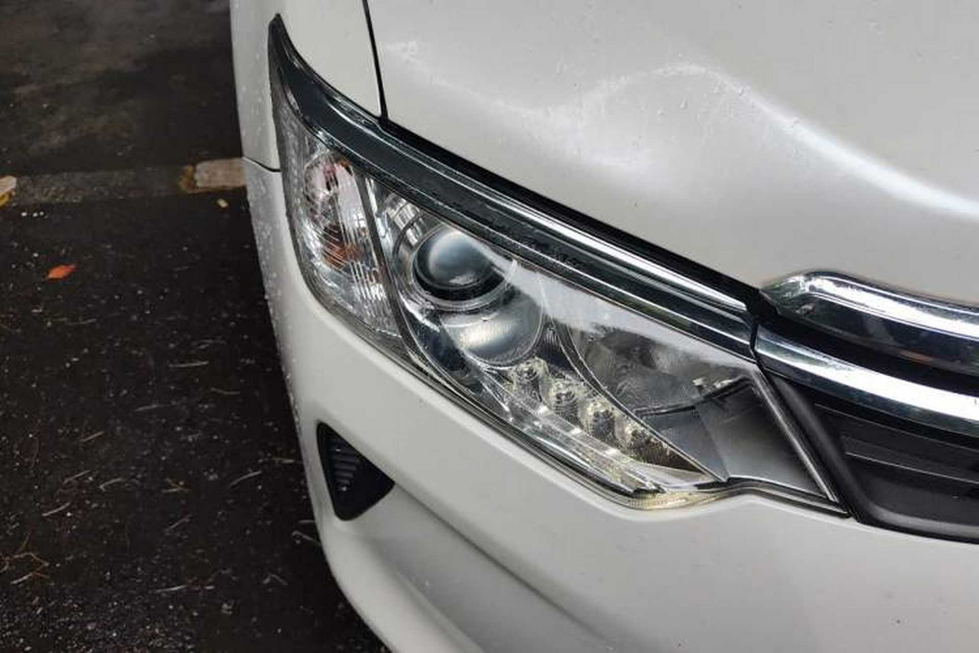 Used Toyota Camry 2015 2.0G Premier Edition Right Front Headlight