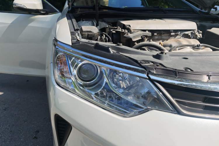 Used Toyota Camry 2015 2.0G Premier Edition Right Front Headlight
