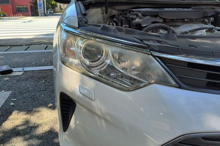 Used Toyota Camry 2015 2.5G Luxury Navigation Edition Right Front Headlight